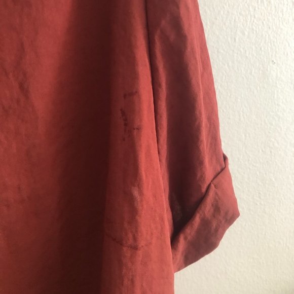 Silence & Noise Rust Flowy Short Sleeve Blouse - Picture 4 of 5